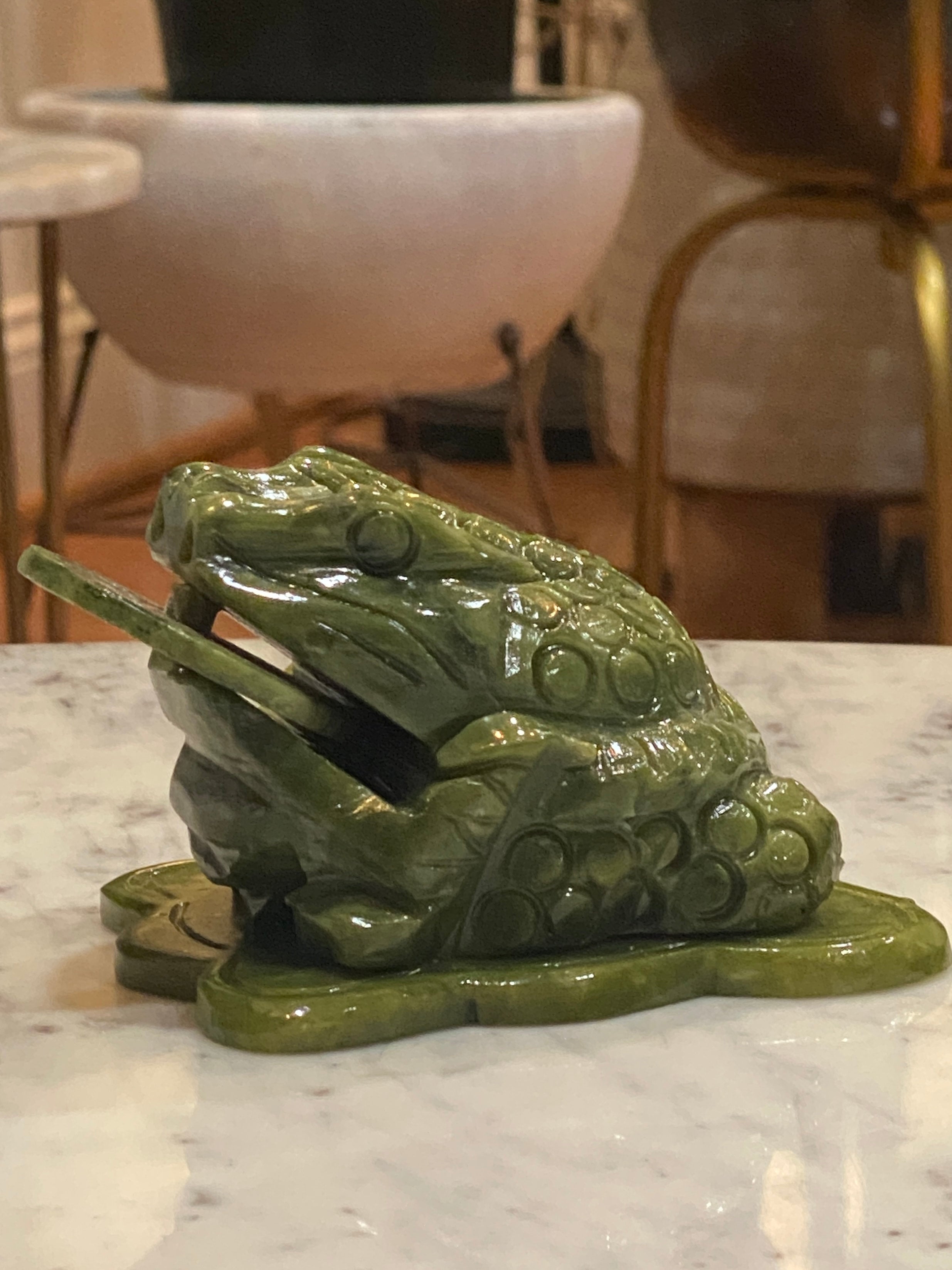 Fortune Frog with Spinning Coins in mouth - Feng Shui Statue